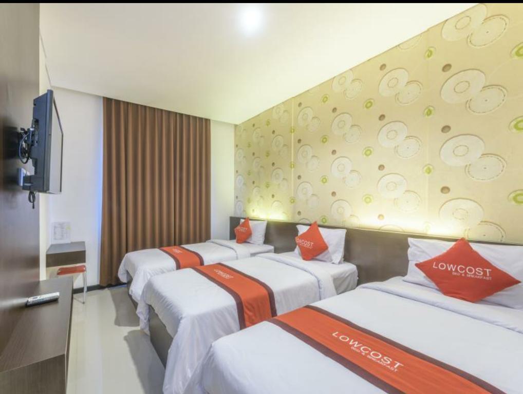 Lowcost Bed & Breakfast Jimbaran Esterno foto