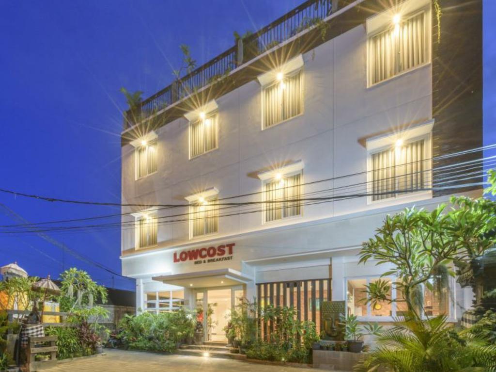 Lowcost Bed & Breakfast Jimbaran Esterno foto
