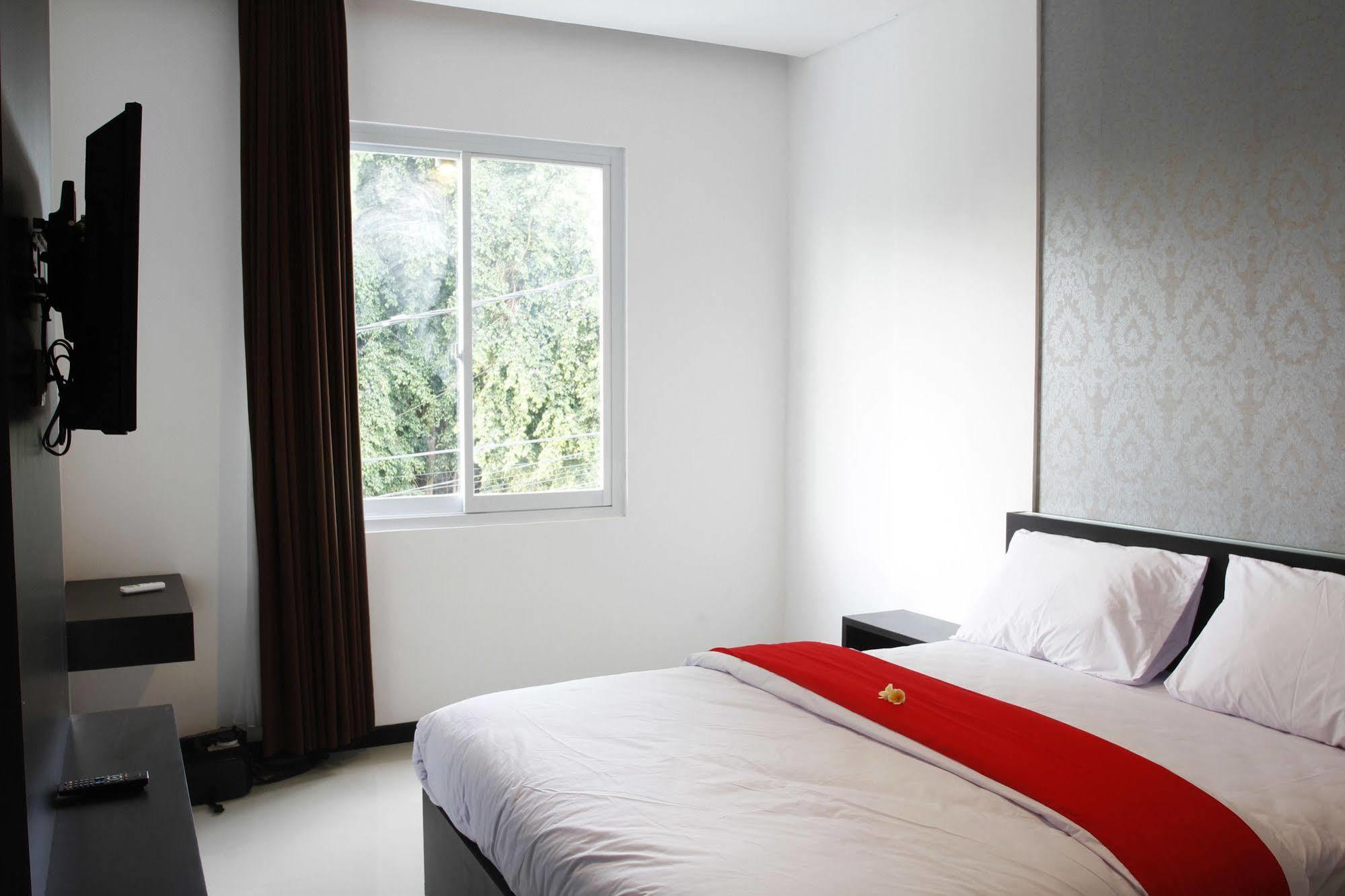Lowcost Bed & Breakfast Jimbaran Esterno foto