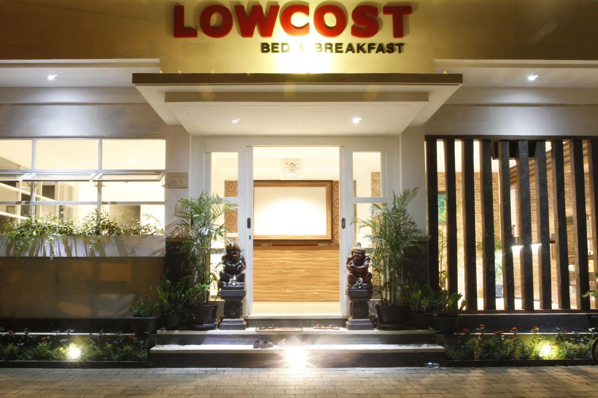 Lowcost Bed & Breakfast Jimbaran Esterno foto